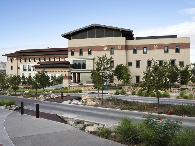 Picture of The University of Texas' Health Sciences and Nursing Building.